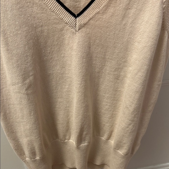 Sport Haley Cream V-Neck Sweater Vest - Picture 9 of 10